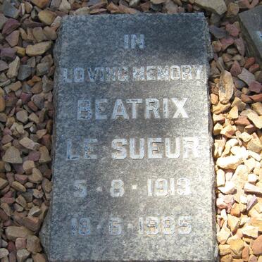 SUEUR Beatrix, le 1913-1985