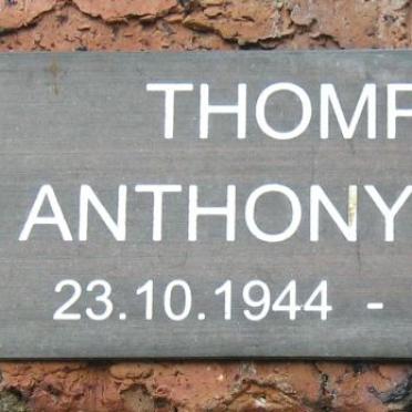 THOMPSON Anthony James 1944-1992
