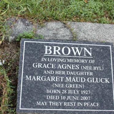 BROWN Grace Agnes nee BYL  1927-2007 :: GLUCK Margaret Maud nee GREEN  ?