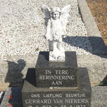 NIEKERK Gerhardus, van 1972-1973