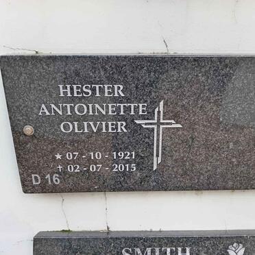 OLIVIER Hester Antoinette 1921-2015