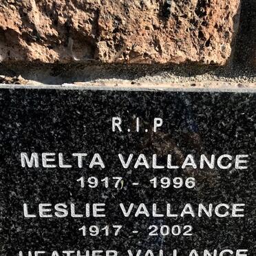 VALLANCE Melta 1917-1996 :: VALLANCE Leslie 1917-2002 :: VALLANCE Heather 1956-2012