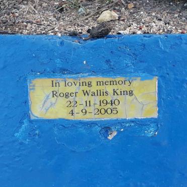 KING Roger Wallis 1940-2005