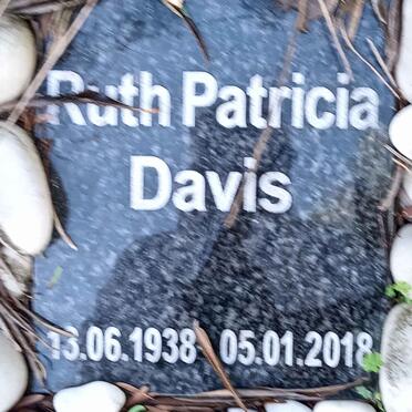 DAVIS Ruth Patricia 1938-2018