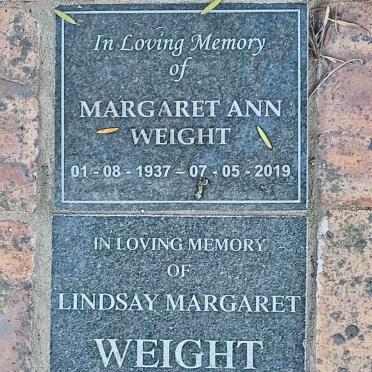 WEIGHT Margaret Ann 1937-2019 :: WEIGHT Lindsay Margaret 1962-2006