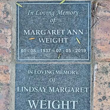 WEIGHT Margaret Ann 1937-2019 :: WEIGHT Lindsay Margaret 1962-2006
