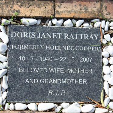 RATTRAY Doris Janet formerly HOLT nee COOPER 1940-2007