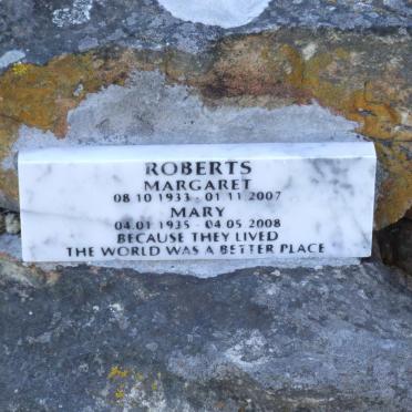 ROBERTS Margaret 1933-2007 :: ROBERTS Mary 1935-2008