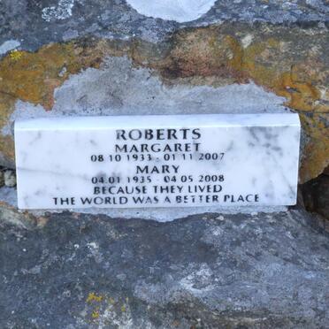 ROBERTS Margaret 1933-2007 :: ROBERTS Mary 1935-2008