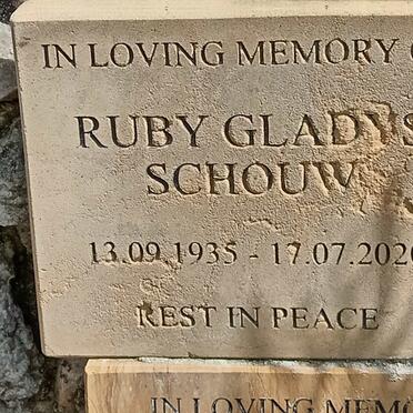 SCHOUW Ruby Gladys 1935-2020