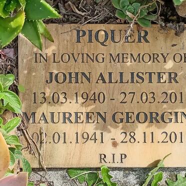 PIQUER John Allister 1940-2015 &amp; Maureen Georgina 1941-2013