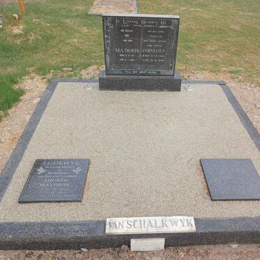 SCHALKWYK Cornelius, van 1900-1974 & Doris 1915-2002 :: LODEWYK Andrew Matthew 1932-2013_1