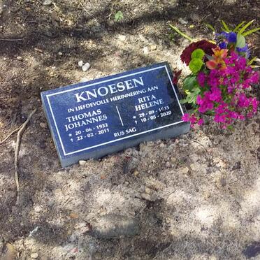 KNOESEN Thomas Johannes 1932-2011 &amp; Rita Helene 1935-2020