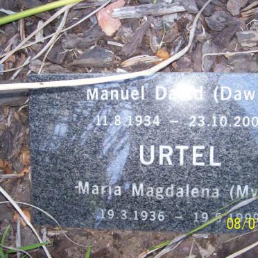 URTEL Manuel David 1934-2003 &amp; Maria Magdalena 1936-1999