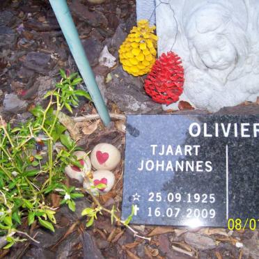 OLIVIER Tjaart 1925-2009