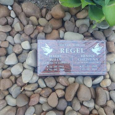 REGEL Harry Willy 1933-2004 &amp; Hester Christina SPANGENBERG 1929-2022