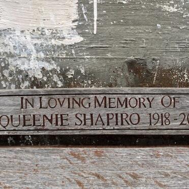 SHAPIRO Queenie 1918-2010
