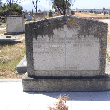 FERREIRA Anthonia Gustave -1941 &amp; Magdalena S. -194? :: FERREIRA Gustave 1906-1956