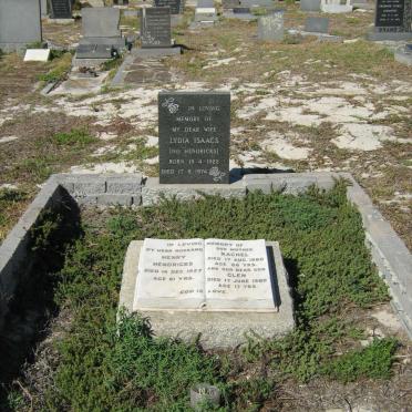 ISAACS Lydia nee HENDRICKS 1922-1974 :: HENDRICKS Henry -1957 &amp; Rachel -1980 :: HENDRICKS Glen -1980