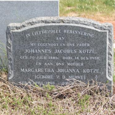 KOTZE Johannes Jacobus 1886-1958 &amp; Margaretha Johanna V.D. MERWE 1890-19?5