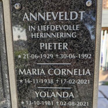 ANNEVELDT Pieter 1929-1992 &amp; Maria Cornelia 1938-2021 :: ANNEVELDT Yolanda 1981-2021