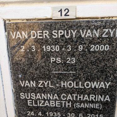 ZYL van der Spuy, van 1930-2000 &amp; Susanna Catharina Elizabeth HOLLOWAY 1935-2015
