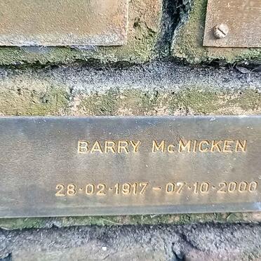 McMICKEN Barry 1917-2000