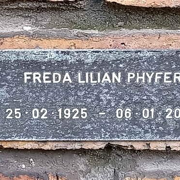 PHYFER Freda Lilian 1925-2009
