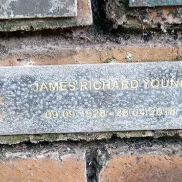 YOUNG James Richard 1928-2018