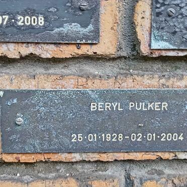 PULKER Beryl 1928-2004