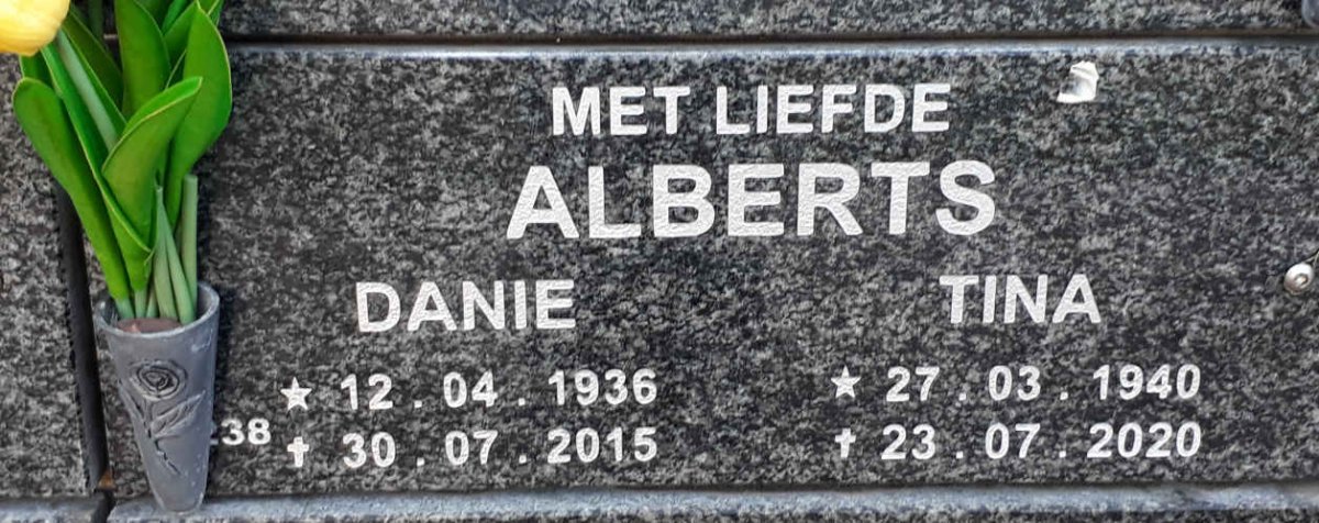 ALBERTS Danie 1936-2015 &amp; Tina 1940-2020