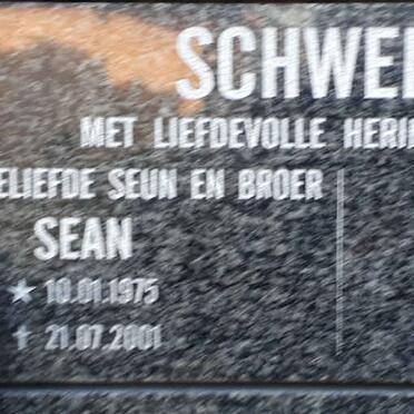 SCHWELLA Sean 1975-2001