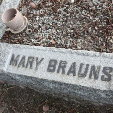 BRAUNS Mary