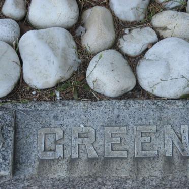 GREEN