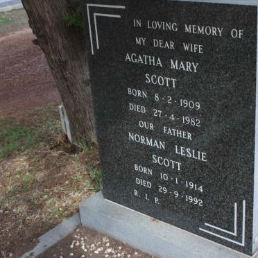 SCOTT Norman Leslie 1914-1992 &amp; Agatha Mary 1909-1982