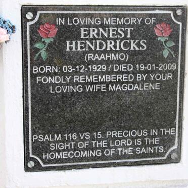 HENDRICKS Ernest 1929-2009