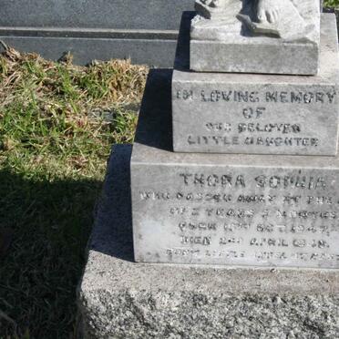 ? Thora Sophia 1947-1948