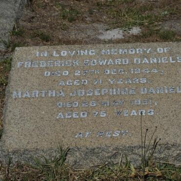 DANIELS Frederick Edward -1944 &amp; Martha Josephine -1951