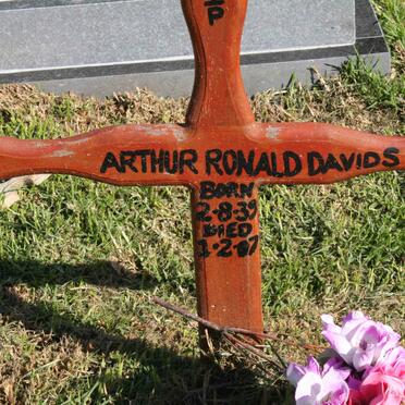 DAVIDS Arthur Ronald 1939-2007