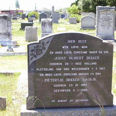 DEKKER Joost Huibert 1902-1967 &amp; Pieterje VAN DIJK 1904-1990