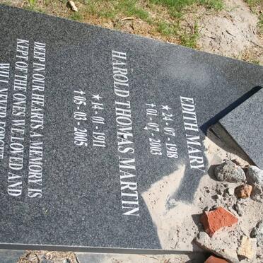 FORD Harold Thomas Martin 1911-2005 &amp; Edith Mary 1918-2003