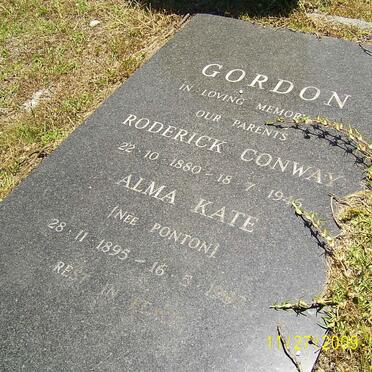 GORDON Roderick Conway 1880-1946 &amp; Alma Kate PONTON 1895-1960