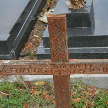 HEARNE Veronica 1958-2003