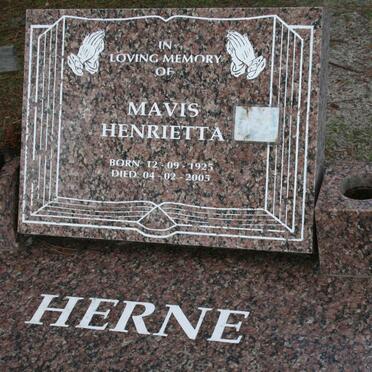 HERNE Mavis Henrietta 1925-2005