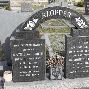 KLOPPER Hendrik Petrus 1903-1972 &amp; Mathilda Judith VAN ZYL 1913-1998