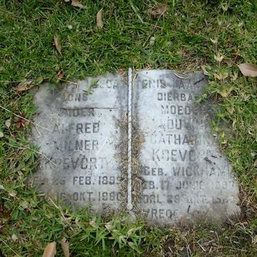 KOEVORT Alfred Milner 1899-1960 &amp; Louvina Catharina WICKHAM 190?-19??