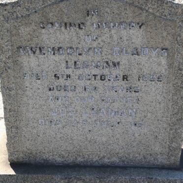 LEAMAN Joe -1961 &amp; Gwendolyn Gladys -1955