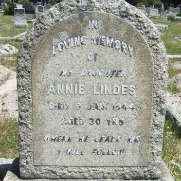 LINDES Annie -1944