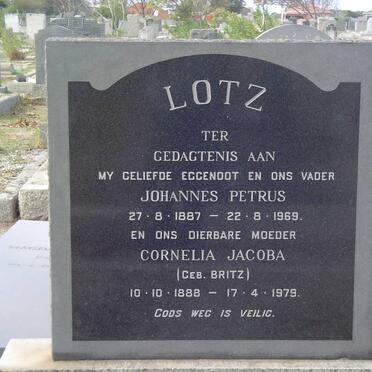 LOTZ Johannes Petrus 1887-1969 &amp; Cornelia Jacoba BRITZ 1888-1979