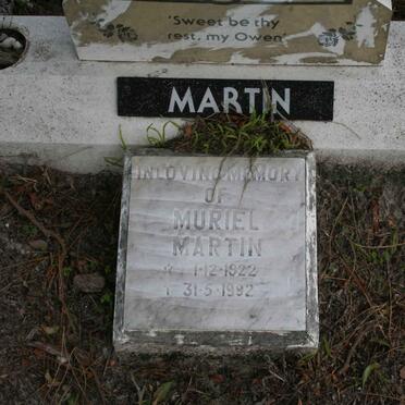 MARTIN Owen William 1926-1981 & Muriel 1922-1992 _2